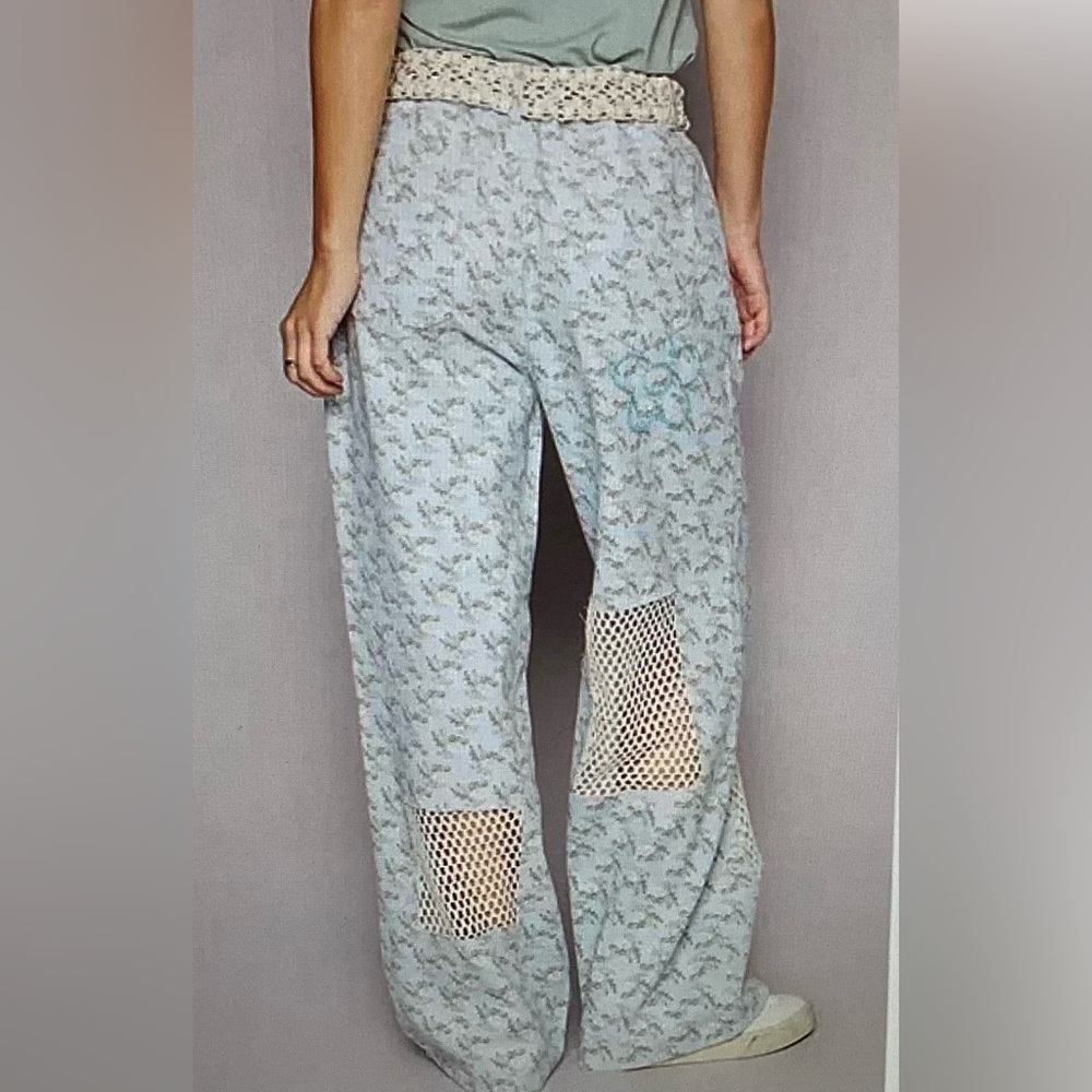 POL Light Blue Floral Patterned Pants with Mesh Accents - Picture 3 of 4